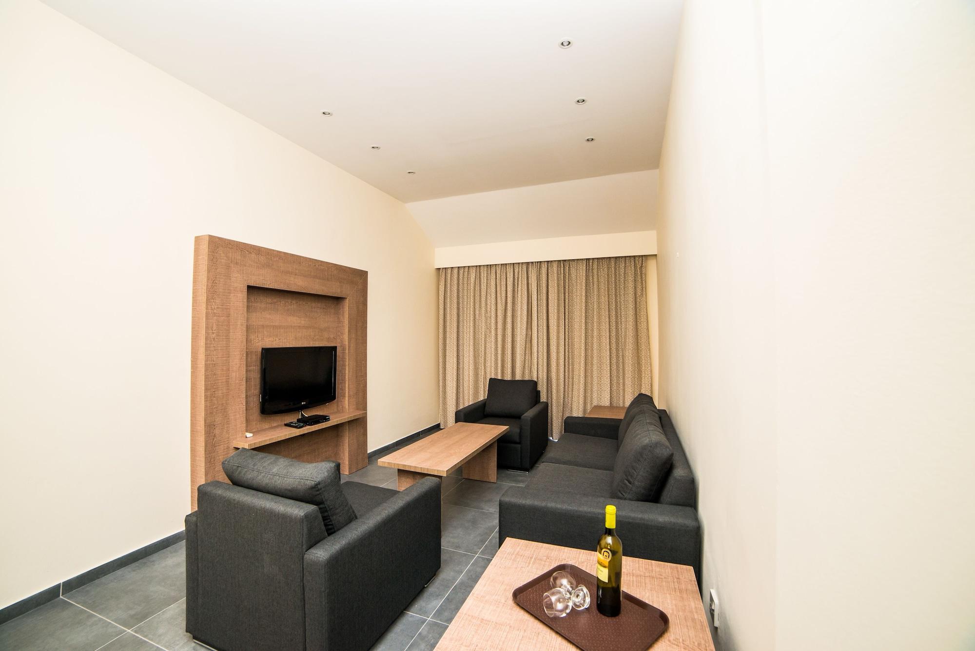 Helios 2 Apartman Paphos Kültér fotó