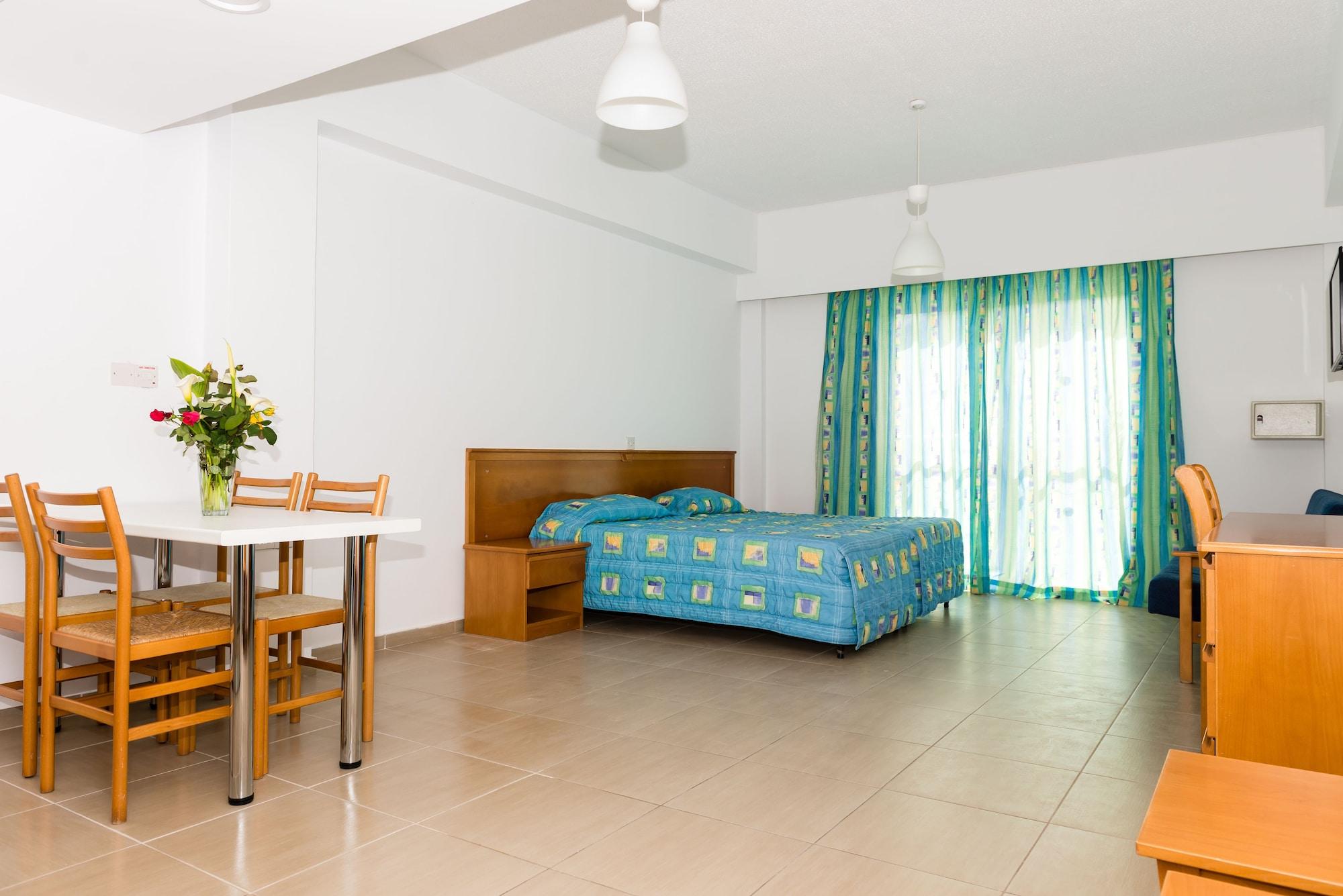 Helios 2 Apartman Paphos Kültér fotó