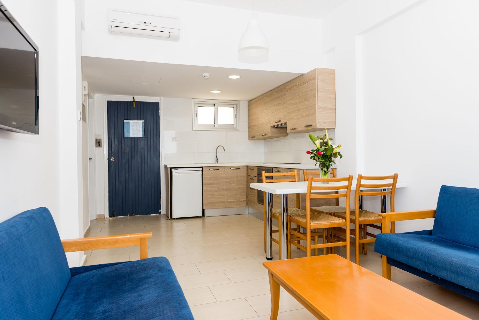 Helios 2 Apartman Paphos Kültér fotó